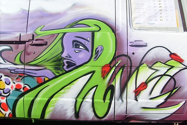 DETAIL GRAFF VEHICULE